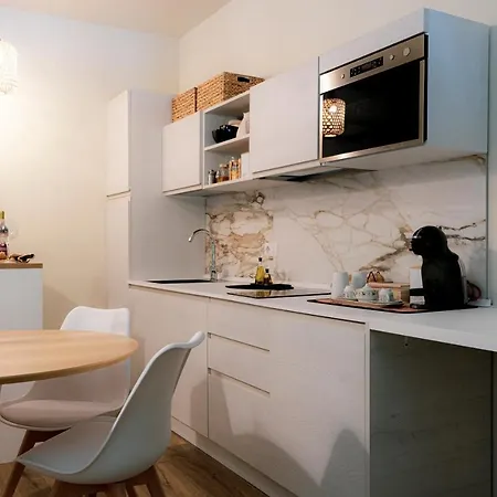 Apartament Yenne Cagliari